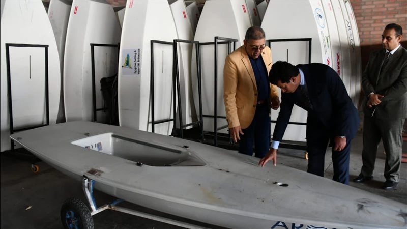 وزير الشباب يتفقد