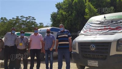كشف وعلاج بالمجان.. قافلة طبية تفحص 1615 مواطنًا ببني سويف