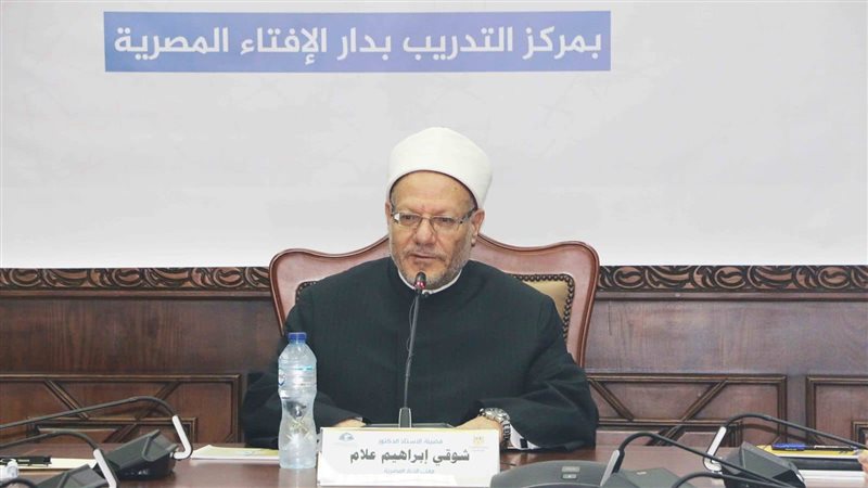 الدكتور شوقي علام