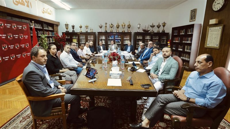 مجلس إدارة النادي