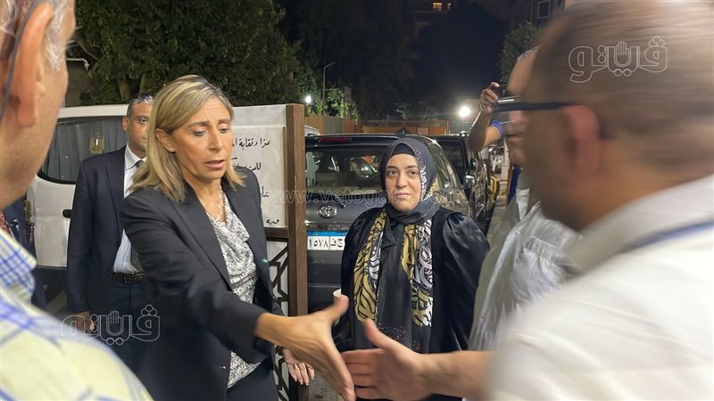 وزيرة الثقافة 