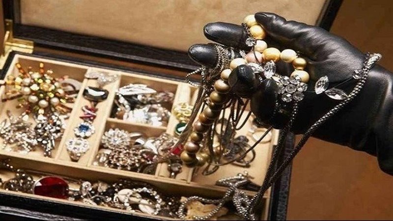 استدعاء ضحايا عصابة