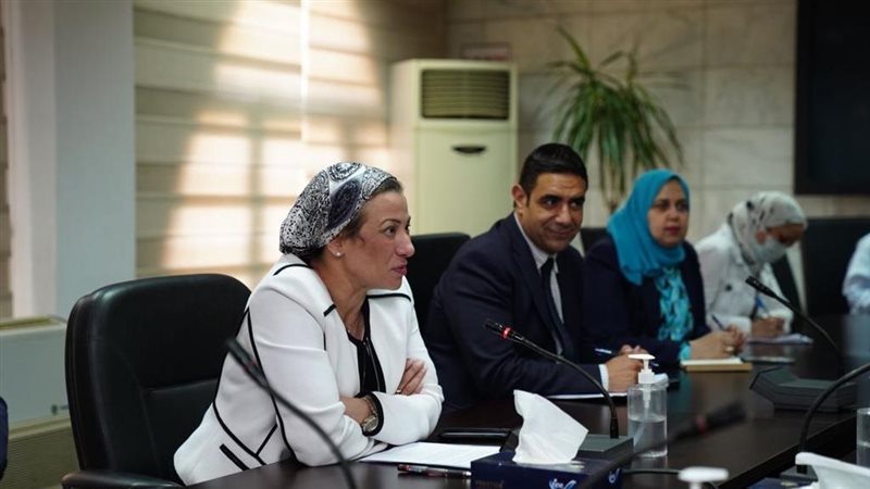 وزيرة البيئة 