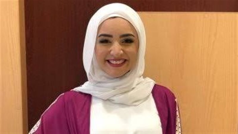 هلا رشدي 