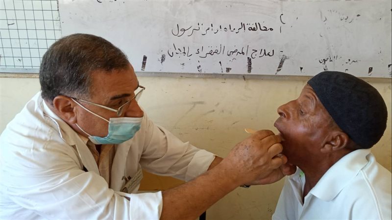 علاج 1100 حالة مرضية
