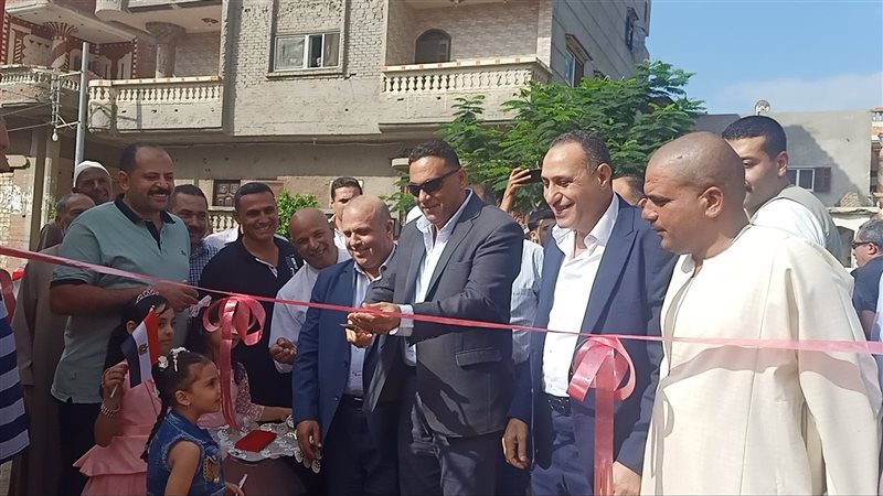افتتاح مدرسة بحر