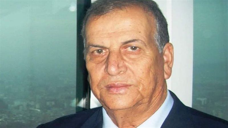 الكاتب الراحل محمد