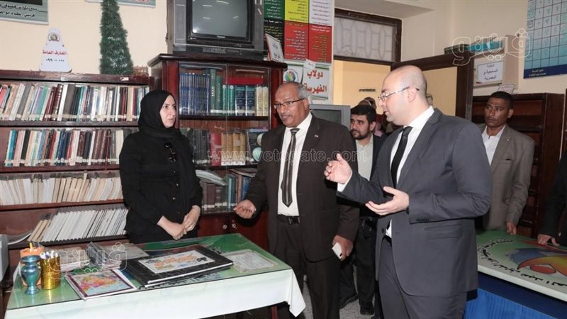 محافظ بني سويف يراجع