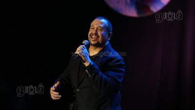 هشام عباس يتألق بـ 
