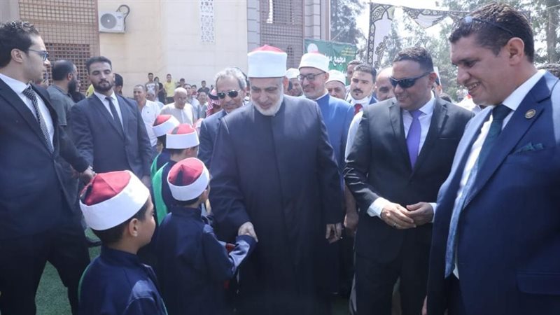 قيادات الأزهر ومحافظ