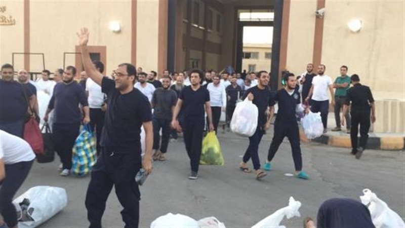 الإفراج عن المحبوسين