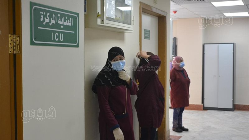 طاقم التمريض بالمستشفيات