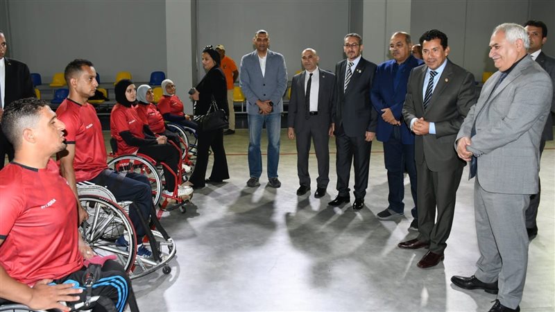 وزير الرياضة يحفز