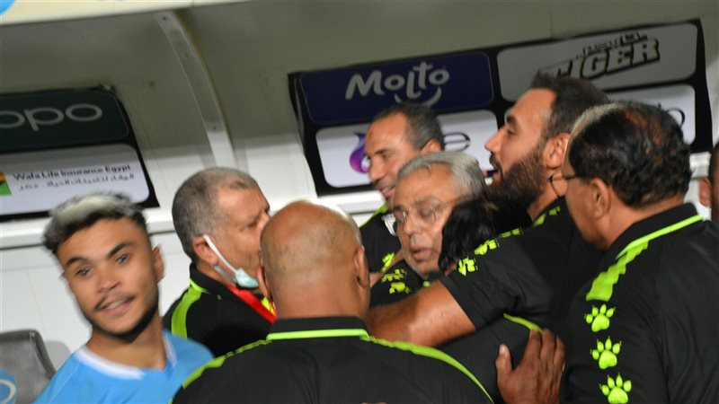 بكاء خالد عيد بعد