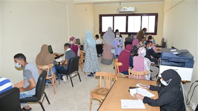إقبال على معامل التنسيق بجامعة الوادي الجديد بعد إدراج كلية الطب