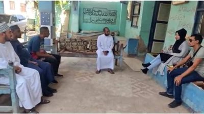 محمد صلاح السبب.. شقيقتان إنجليزيتان تعلنان إسلامهما في ساحة الأدارسة بأسوان | صور 