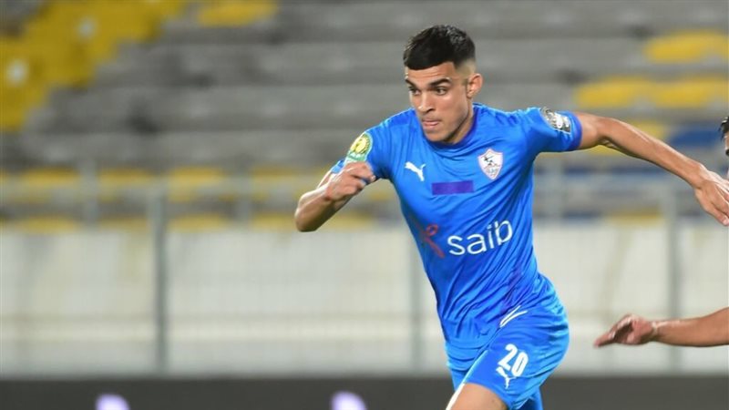 أشرف بن شرقي لاعب