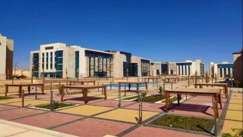 الجامعات الأهلية