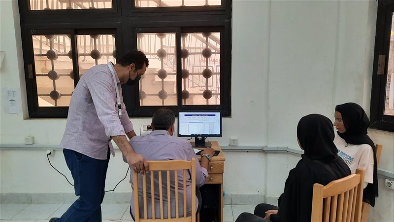 جانب من عملية التسجيل