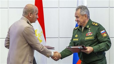 وزير الدفاع يعود إلى أرض الوطن بعد زيارة رسمية إلى روسيا الاتحادية