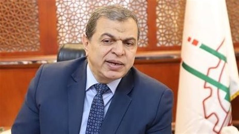 وزير القوى العاملة