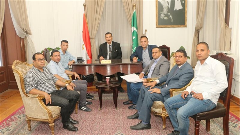 لجنة تلقي طلبات المرشحين