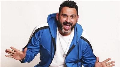 أكرم حسني، كيف تطور سيد أبو حفيظة ليصبح نجم شباك في السينما بـ 
