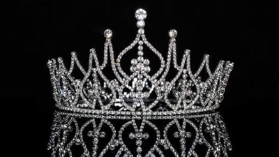 تفسير رؤية التاج فى المنام وعلاقتها بالحصول على الكثير من الأموال 