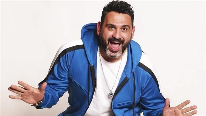 أكرم حسني