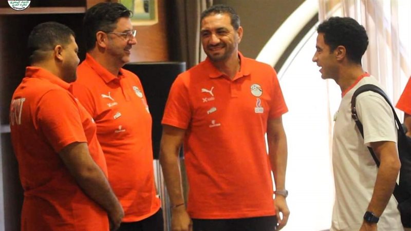 روي فيتوريا مع عمر