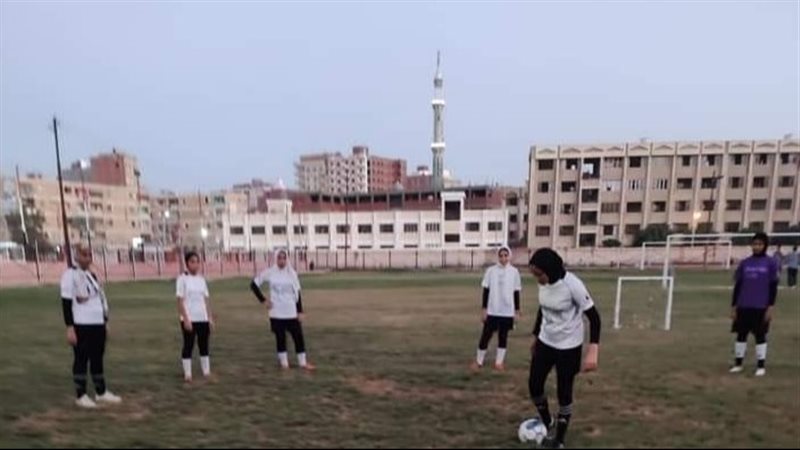  مبادرة الف بنت ألف