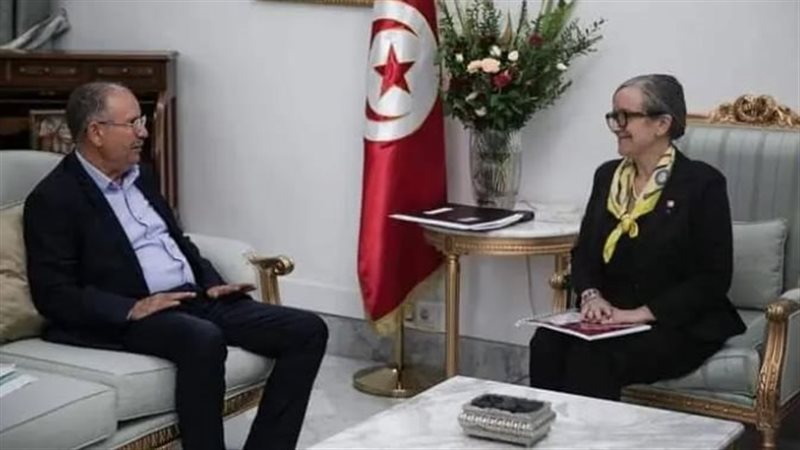 رئيسة الحكومة وأمين