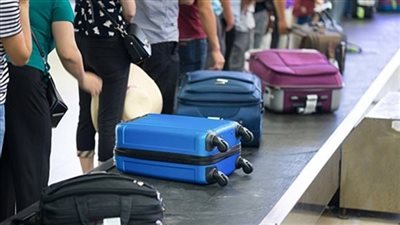 السوائل المسموح بحملها على متن الطائرة بحوزة المسافر 
