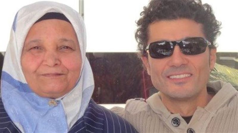 خالد النبوي يحيي