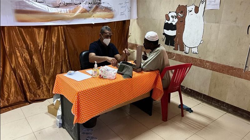 مناظرة 6 آلاف شخص