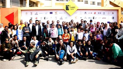 مهرجان أسوان لأفلام المرأة يضم 15 شابا وفتاة من جنوب مصر لفريق العمل