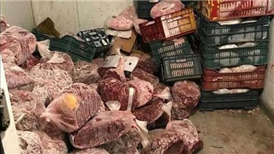مصادرة 4 أطنان لحوم فاسدة داخل ثلاجة بالقاهرة