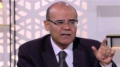 استشاري مناعة يكشف سر ارتفاع نسب الانتحار في الدول التي لا تشرق فيها الشمس | فيديو 