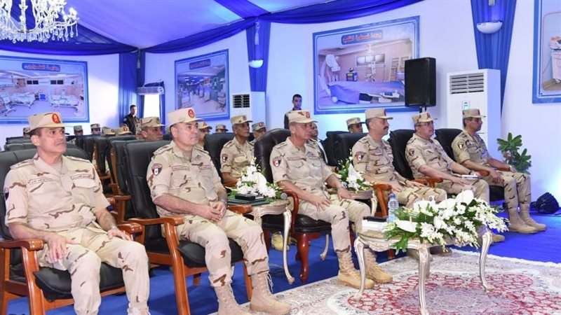 وزير الدفاع يفتتح