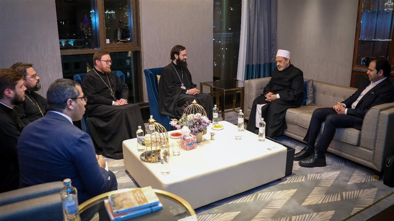 الطيب ووفد الكنيسة