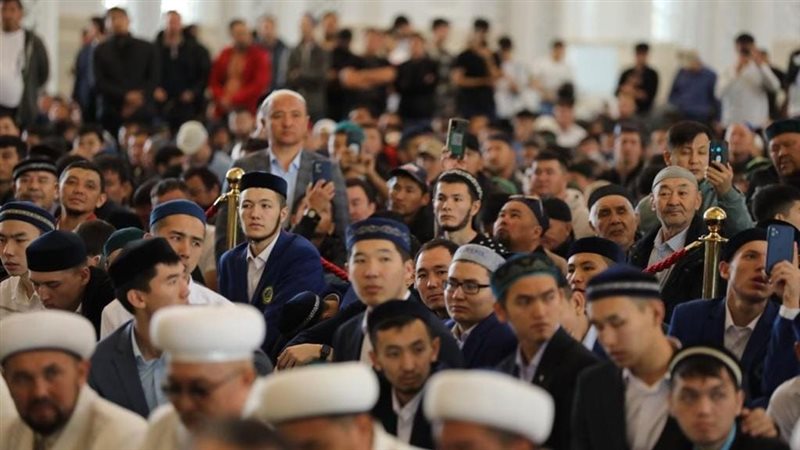 احتشاد المسلمين لأستقبال