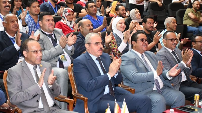 جانب من فعاليات افتتاح