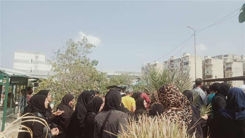 شيبة يودع شقيقة بدفن