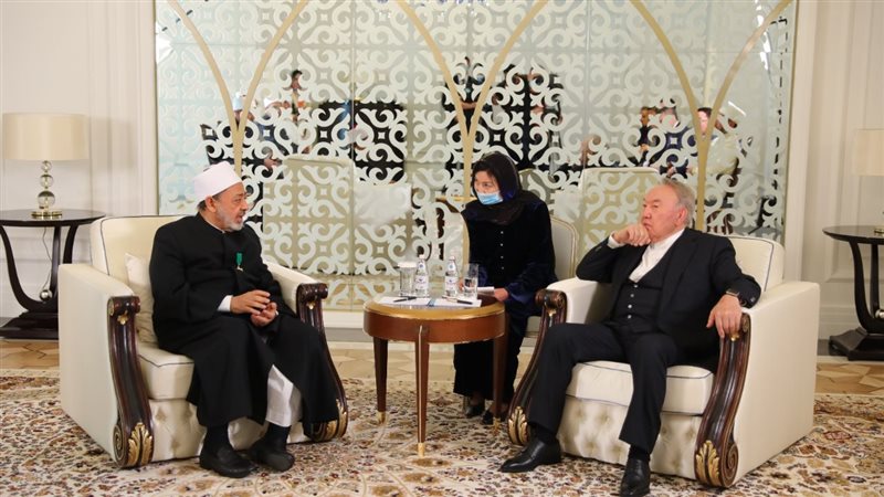 الطيب ورئيس كازاخستان