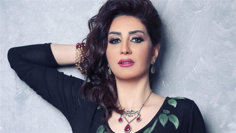 وفاء عامر 
