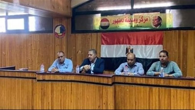 ندوات تعريفية بمركز