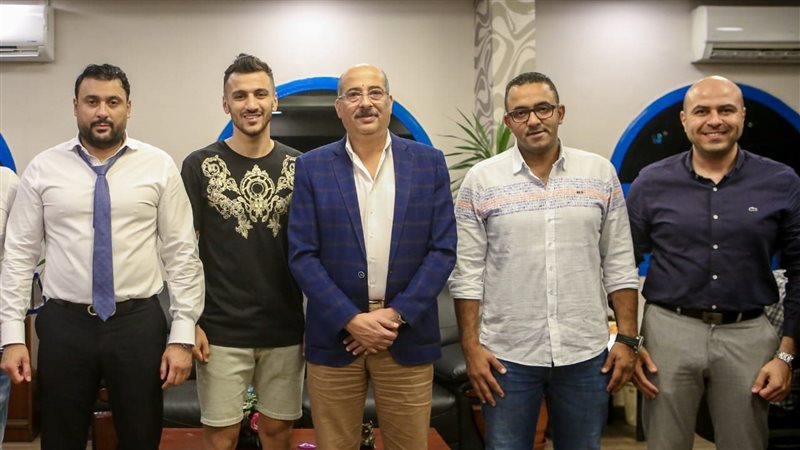 سموحة يضم مدافع المصري