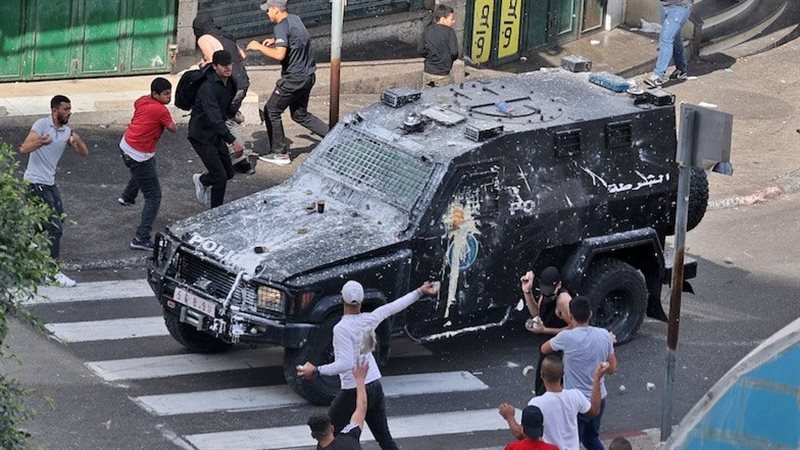 اشتباكات بين الأمن
