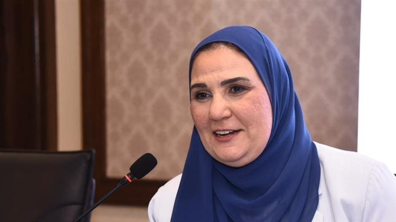 نيفين القباج وزيرة