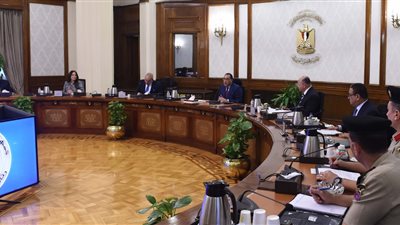 مدبولي يعقد اجتماعا بشأن حل مشكلات المستثمرين بمحافظة القاهرة